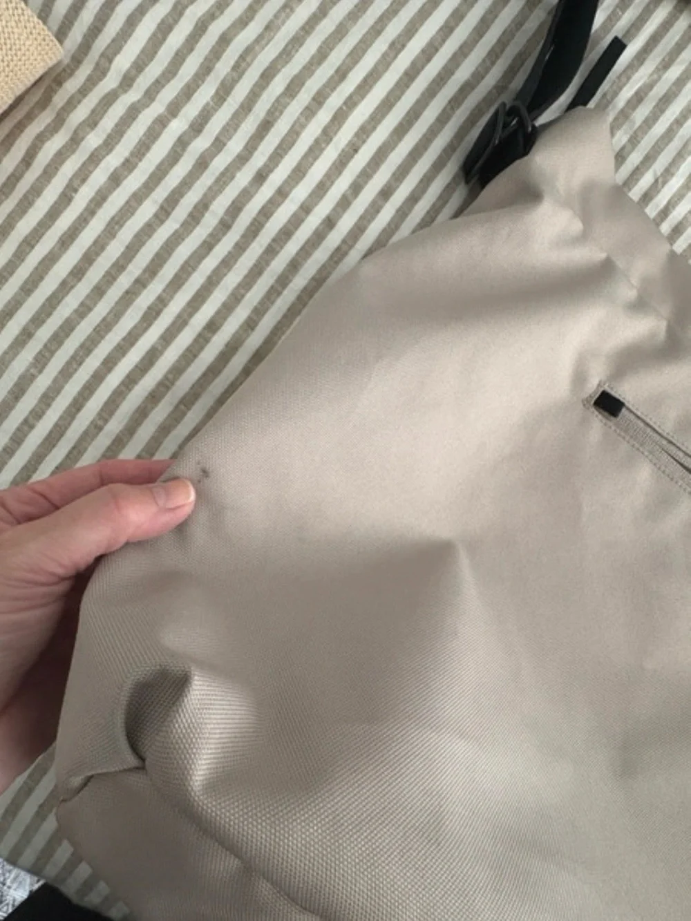 Everlane Renew Transit Weekender Bag